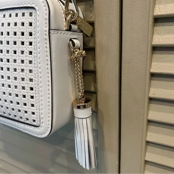 Michael Kors White Crossbody Bag - Picture 3 of 9